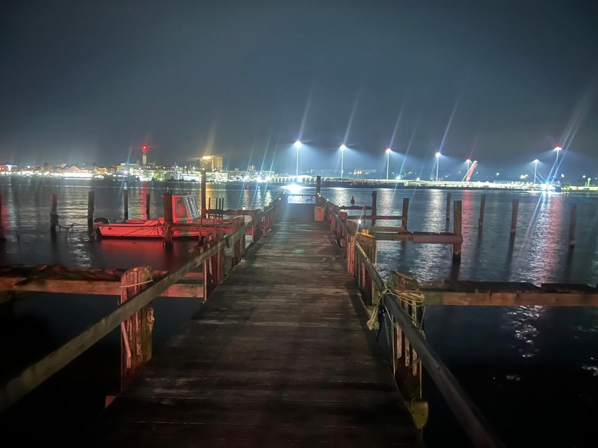 Thames Inn And Marina Groton Bagian luar foto