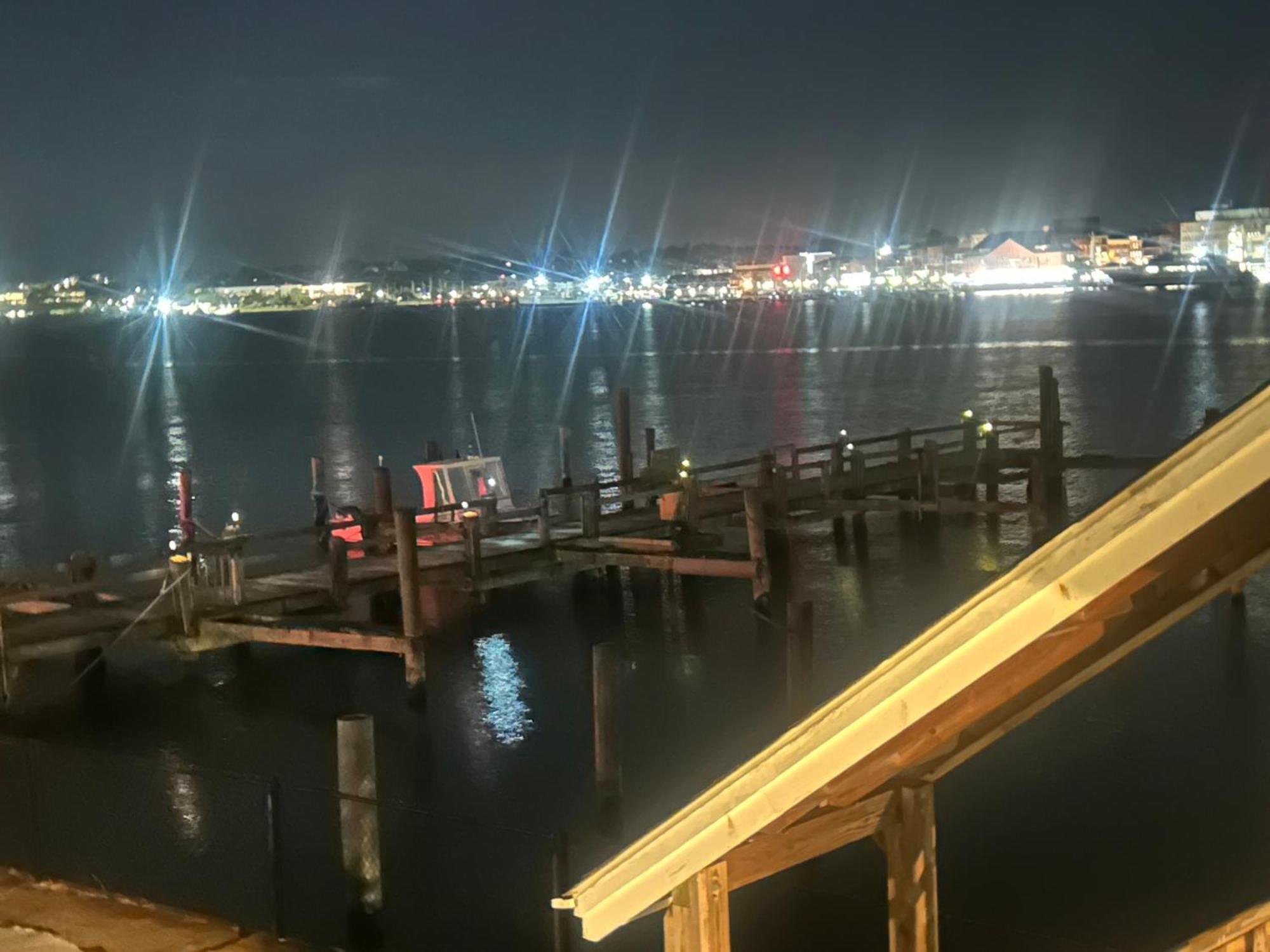 Thames Inn And Marina Groton Bagian luar foto